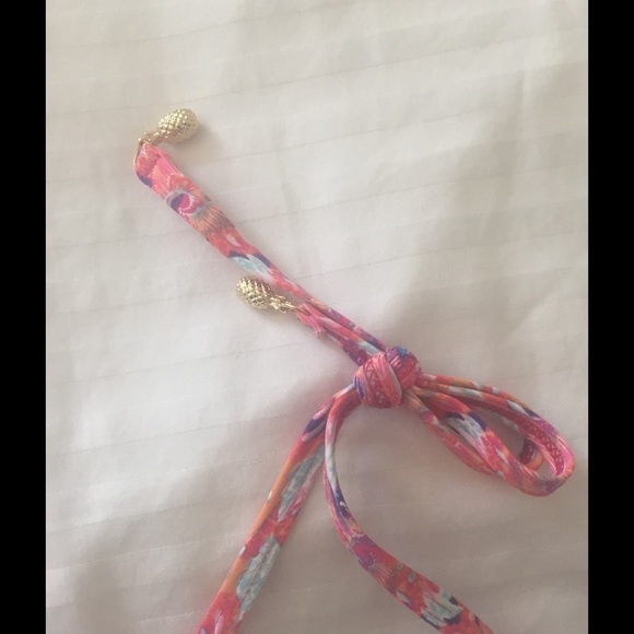 NWT BCBGeneration Pink and Blue Floral Bikini Top Size Large - Picture 4 of 5